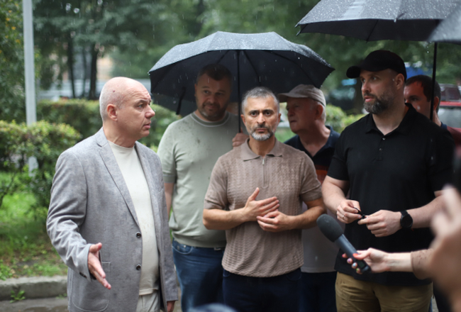 Блочно-модульна мобільна система очищення питної води "ReH₂O"